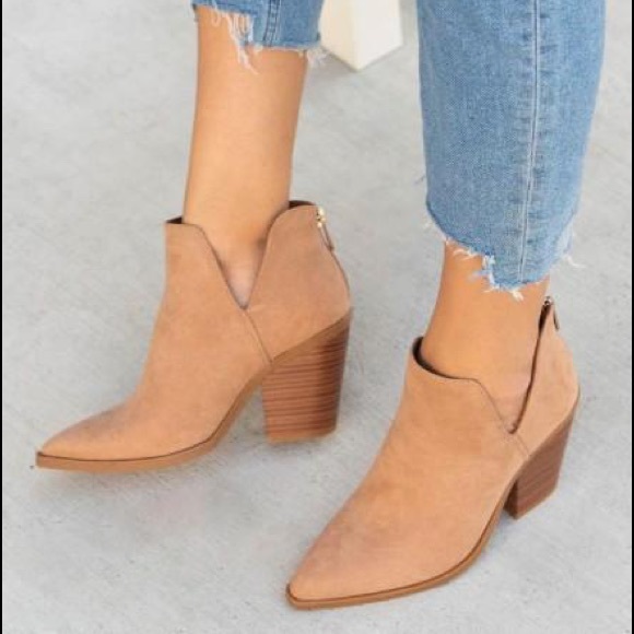 Camel Slit Booties - Picture 2 of 2